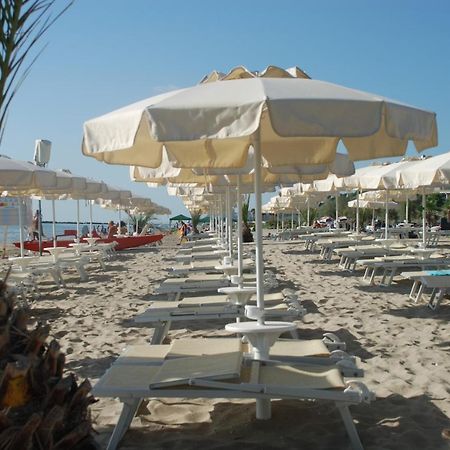 Fontana Marina Family Village Campofilone Esterno foto